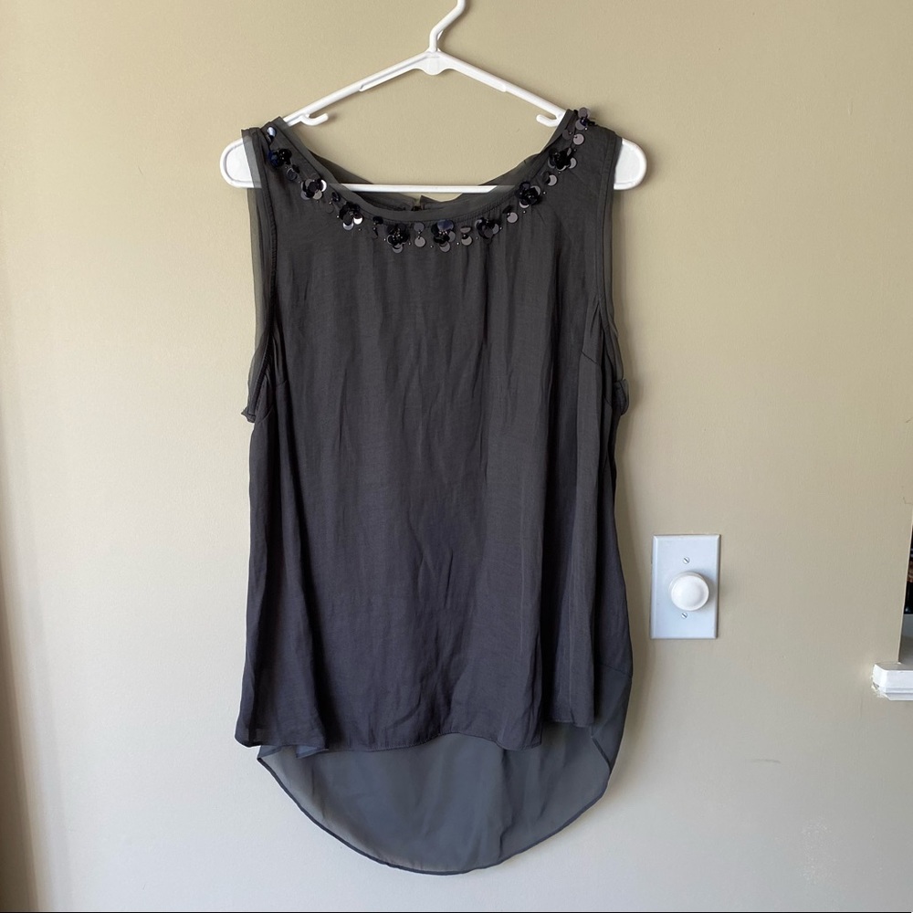 Simply Vera Wang dark grey sleeveless top with sequins, size L 100% polyester